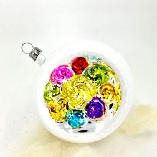 Acquista in Italia Confezione di 6 sfere Reflectors colorate con bordo innevato in vetro 8 cm di Nostalgie Christbaumschmuck