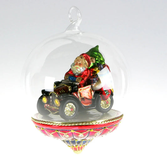 Globo con Santa su Auto classica Komozja Family
