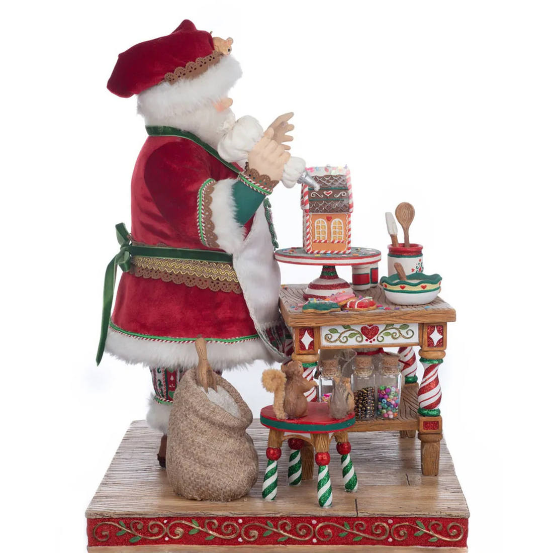 Acquista in Italia Katherine's Collection Seasoned Greering Babbo Natale in cucina KC-28-328739 North Pole Christmas Shop